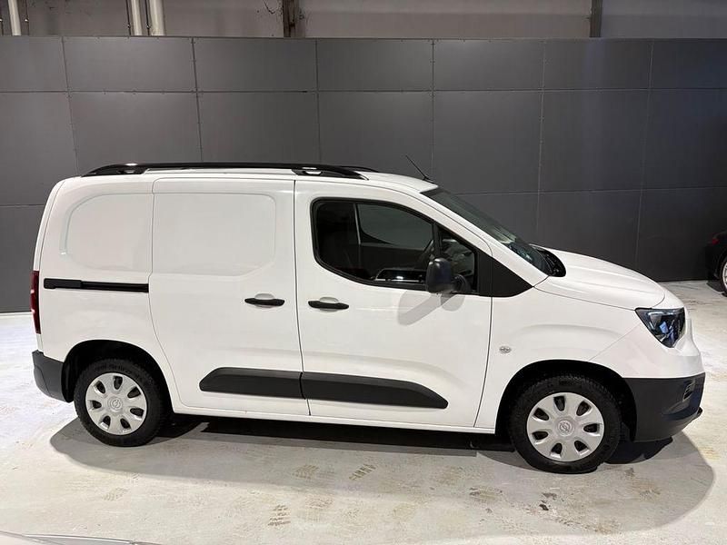 Gebraucht Opel Combo Selection 76 PS (55 kW) 2019 Weiß SUV