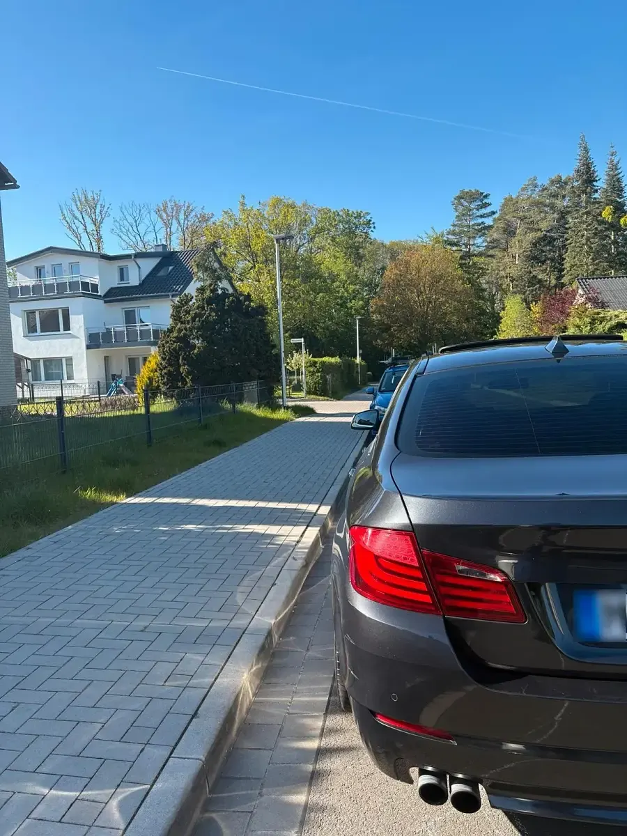Second-hand BMW 525 310 CP (228 kW) 2011 Gri Berlinǎ