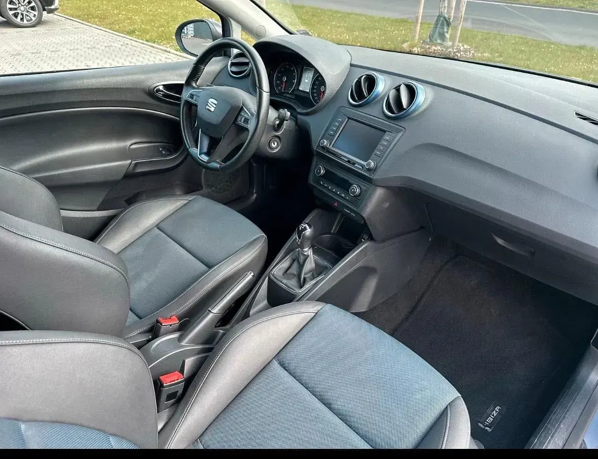 Gebraucht Seat Ibiza CONNECT 75 PS (55 kW) 2016 Grau Kleinwagen
