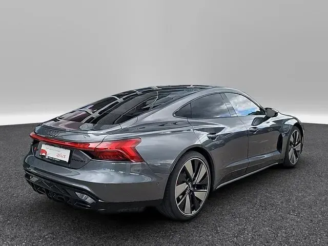 Gebraucht Audi e-tron GT quattro Premium 439 kW (598 PS) 2024 Daytonagrau perleffekt Limousine