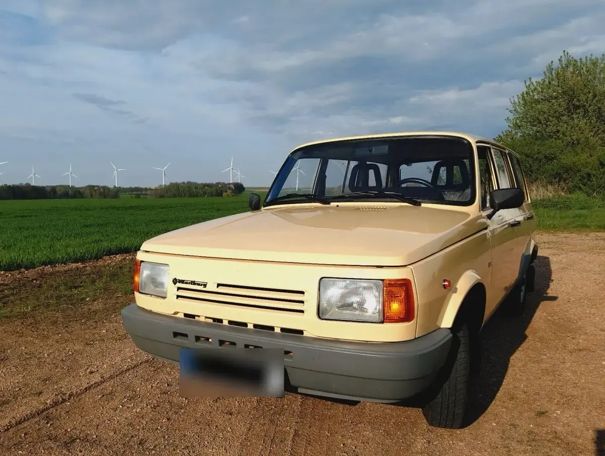 Gebraucht Wartburg 353 58 PS (42 kW) 1989 Gelb Kombi
