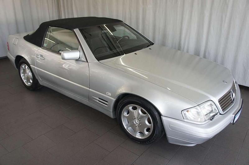 Gebraucht Mercedes SL320 231 PS (169 kW) 1996 Brillantliber 744 Cabrio