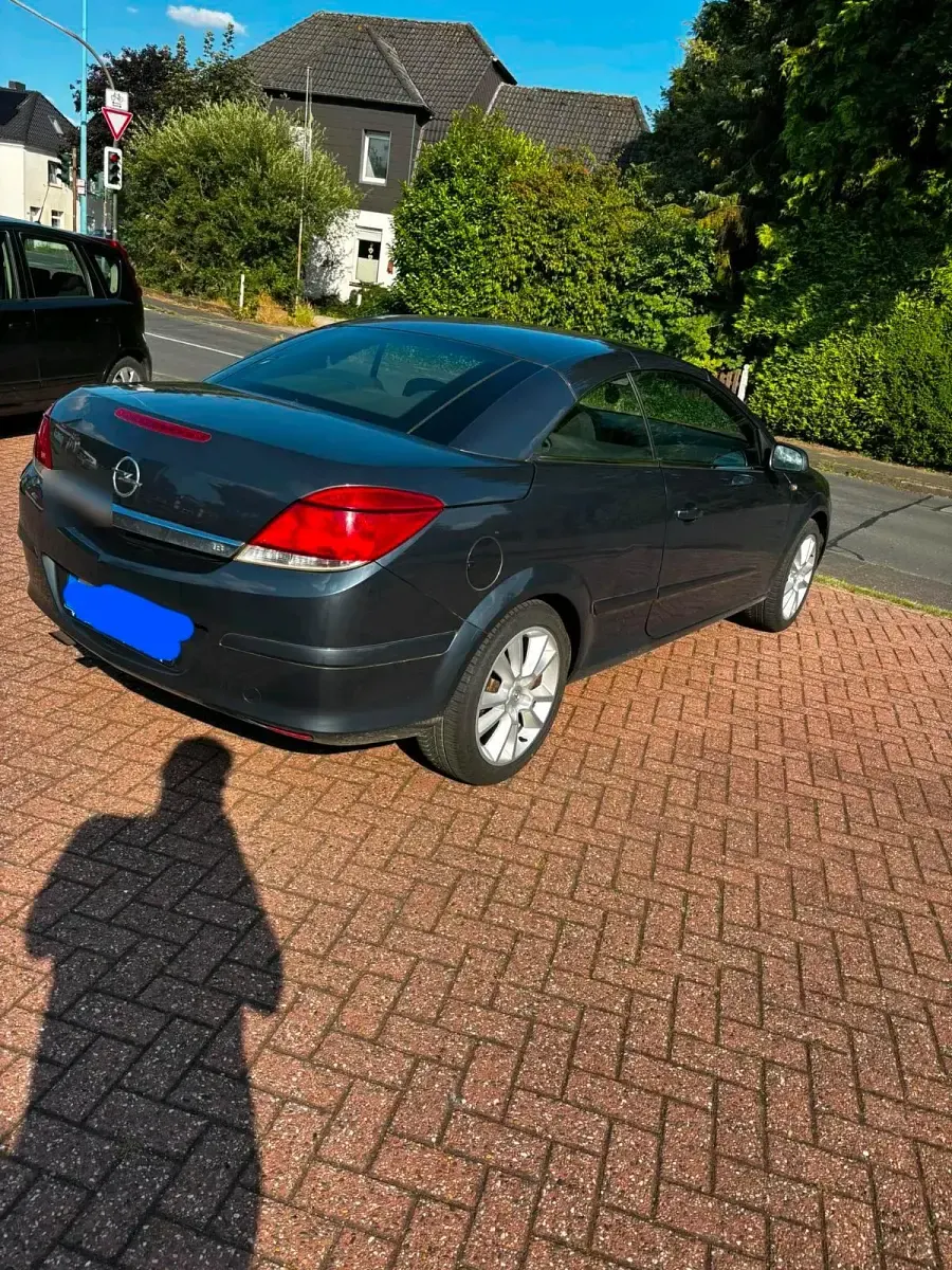 Gebraucht Opel Astra 140 PS (102 kW) 2006 Blau Cabrio