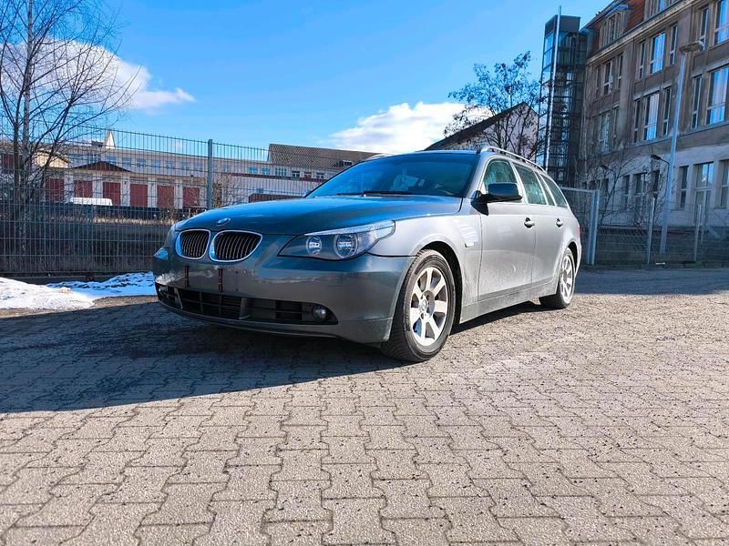 Gebraucht BMW 525 2007 Grau Kombi