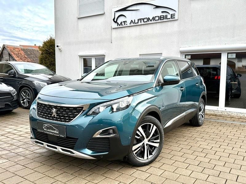 Gebraucht Peugeot 5008 131 PS (96 kW) 2019 Grün SUV
