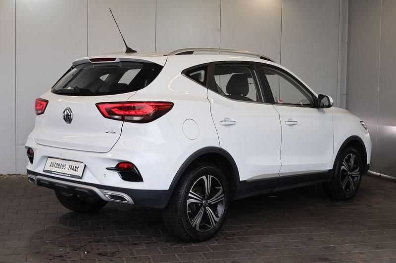 Gebraucht MG ZS Comfort 106 PS (77 kW) 2023 Weiß SUV