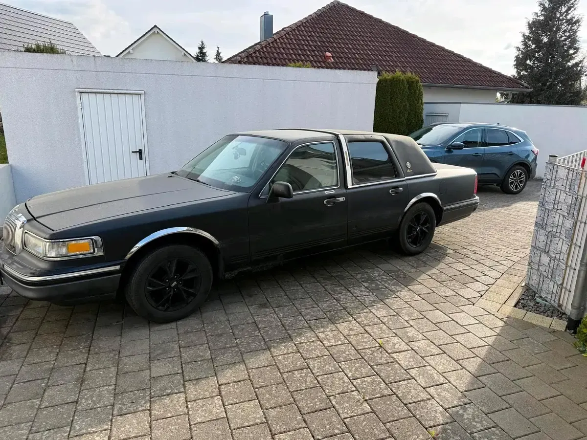Gebraucht Lincoln Town Car 210 PS (154 kW) 1997 Schwarz Limousine