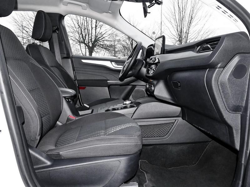 Gebraucht Ford Kuga Cool & Connect 224 PS (164 kW) 2022 Weiß SUV