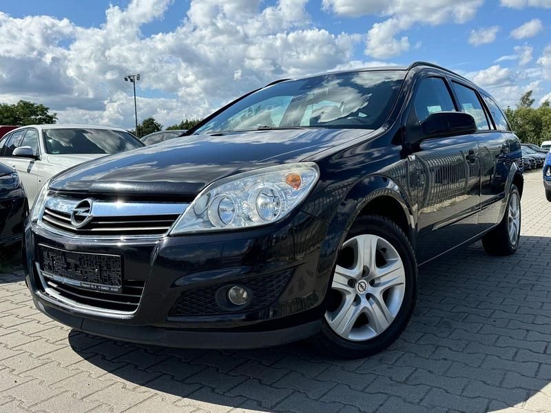 Schwarz Gebraucht 2009 Opel Astra Basis Kombi | 1.799 € (Guter Preis) - Bild 1/4