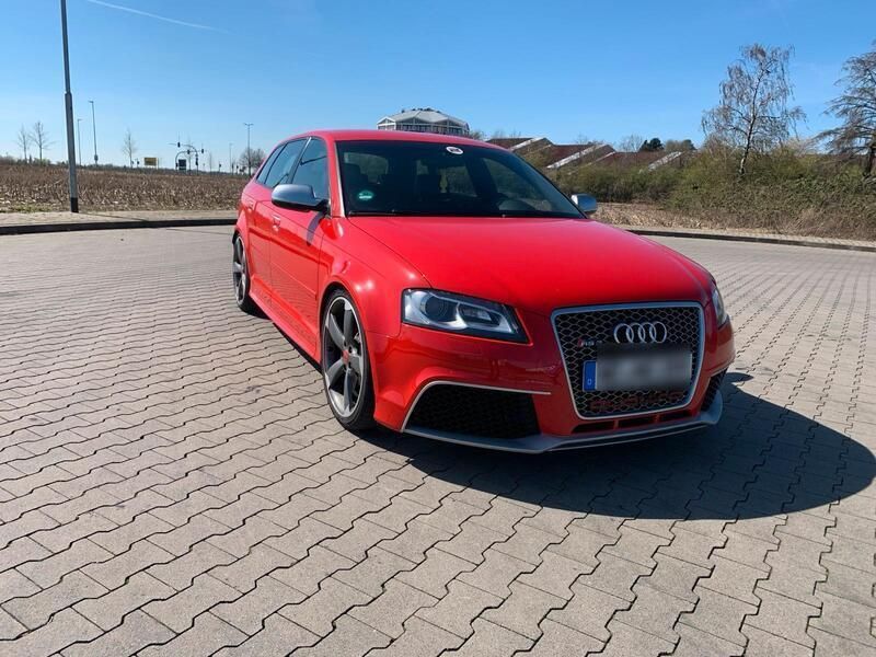 Rot Gebraucht 2012 Audi RS3 Kleinwagen | 30.990 € (Etwas zu teuer) - Bild 1/4