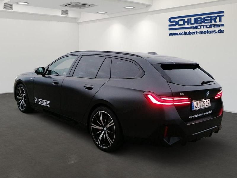 Neu BMW i5 442 kW (601 PS) 2025 Grau Kombi