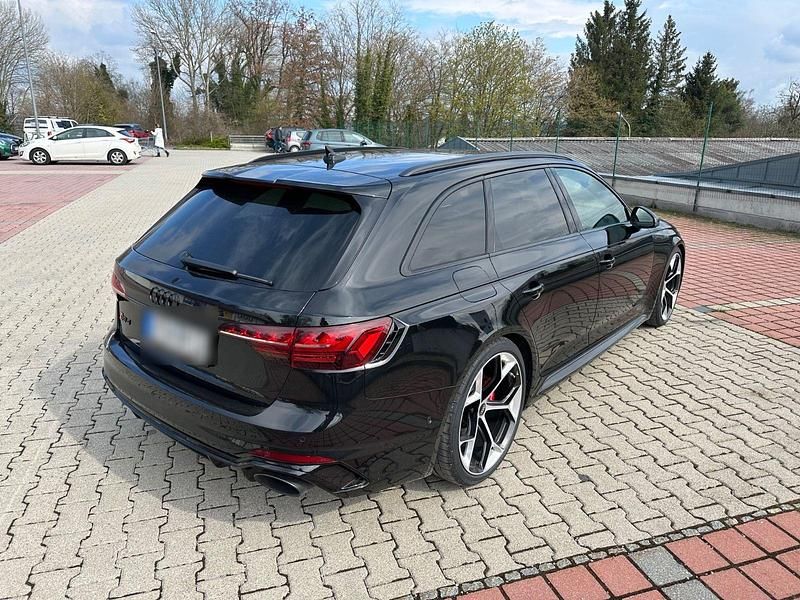 Gebraucht Audi RS4 Competition 450 PS (330 kW) 2023 Schwarz Kombi