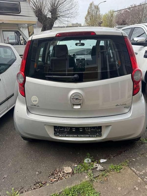 Gebraucht Opel Agila Edition 65 PS (47 kW) 2009 Stahlsilber Kleinwagen