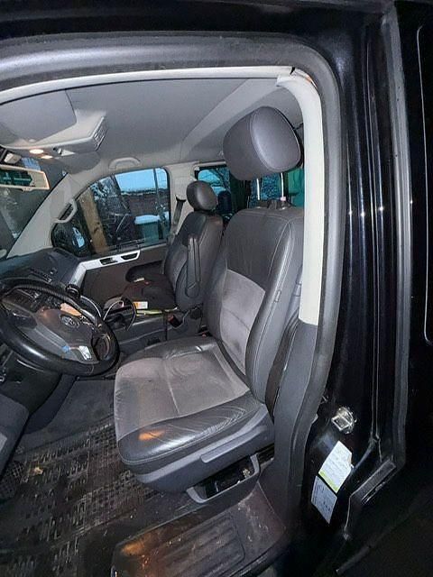 Gebraucht VW Multivan 179 PS (131 kW) 2012 Schwarz Van