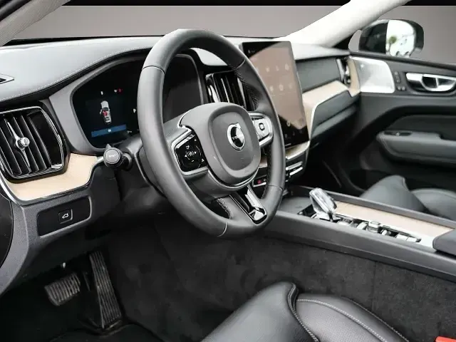 Gebraucht Volvo XC60 Ultra 250 PS (183 kW) 2025 Violett SUV