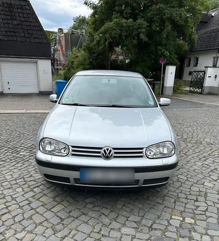 Gebraucht VW Golf IV 75 PS (55 kW) 2002 Silber Limousine