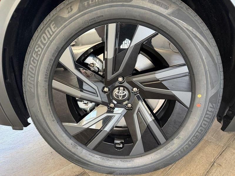 Neu Toyota C-HR+ 164 kW (224 PS) 2026 Metal oxide metallic SUV