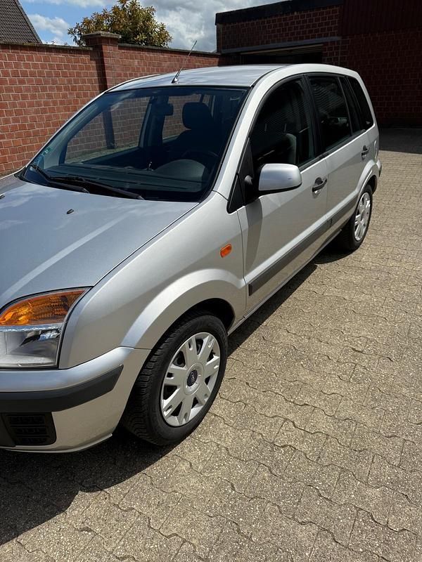 Gebraucht Ford Fusion 100 PS (73 kW) 2006 Silber Kleinwagen