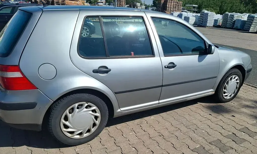 Gebraucht VW Golf IV Basis 101 PS (74 kW) 2003 Grau Limousine
