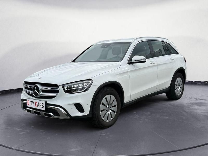 Weiß Gebraucht 2022 Mercedes GLC220 SUV | 33.990 € (Superpreis) - Bild 1/4