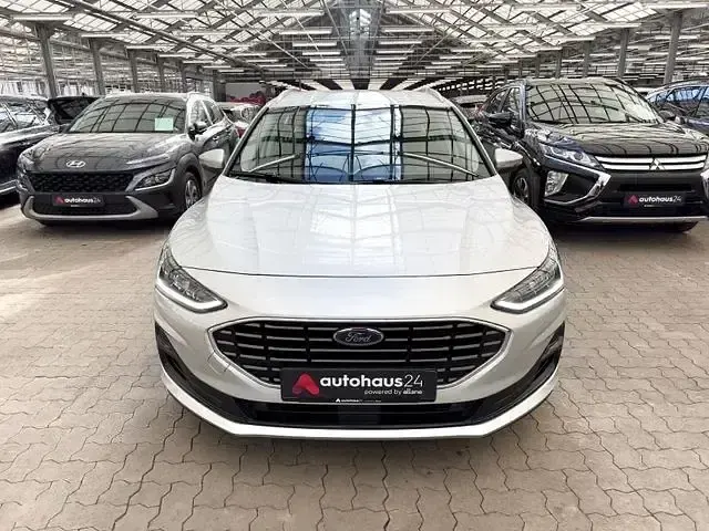 Gebraucht Ford Focus Titanium 116 PS (85 kW) 2024 Silber Kombi