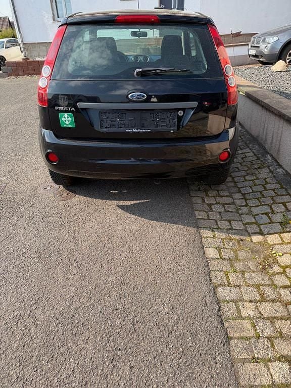 Gebraucht Ford Fiesta 70 PS (51 kW) 2006 Schwarz Kleinwagen