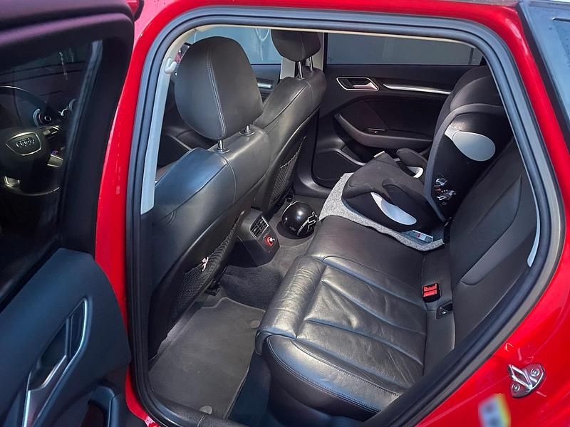 Gebraucht Audi A3 S-Line 184 PS (135 kW) 2014 Rot Limousine