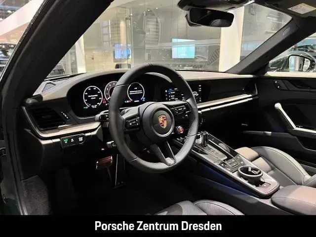 Neu Porsche 911 Carrera 4S Chrono 480 PS (353 kW) 2026 Grün Coupé