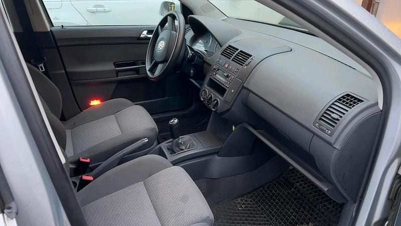 Brugt VW Polo 60 HK (44 kW) 2003 Grå Hatchback