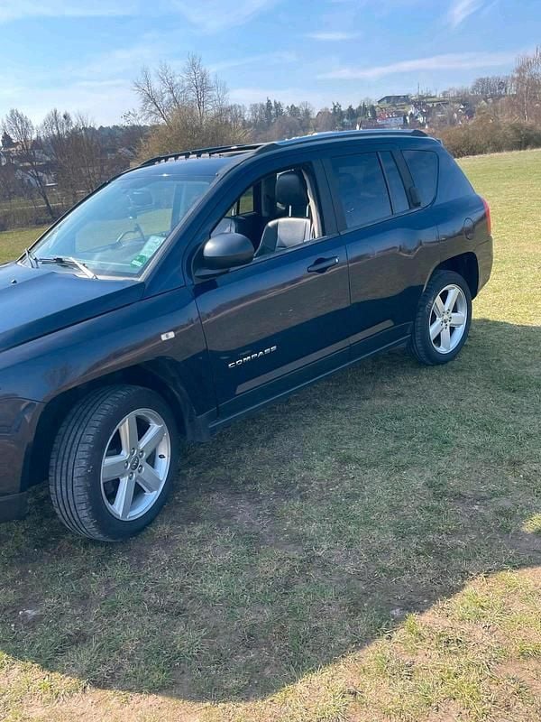 Gebraucht Jeep Compass Limited 163 PS (119 kW) 2012 Blau SUV