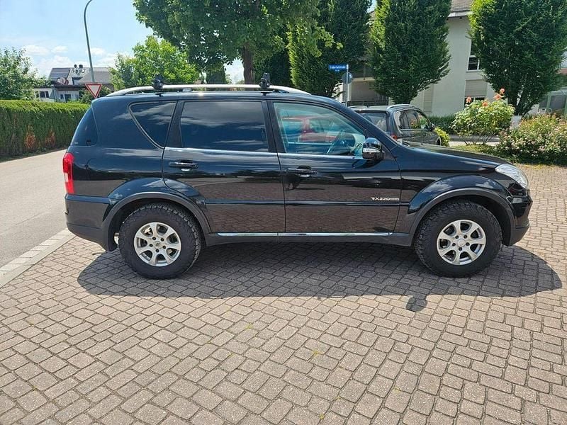 Gebraucht Ssangyong (KGM) Rexton Crystal 178 PS (130 kW) 2016 Schwarz SUV