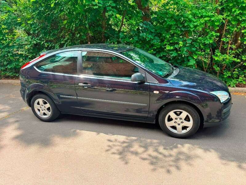 Other Gebraucht 2006 Ford Focus Trend Kleinwagen | 2.490 € (Fairer Preis) - Bild 1/4