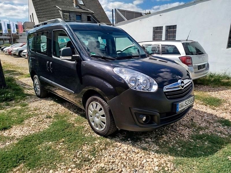 Gebraucht Opel Combo Selection 95 PS (69 kW) 2018 Schwarz Van / Kleinbus