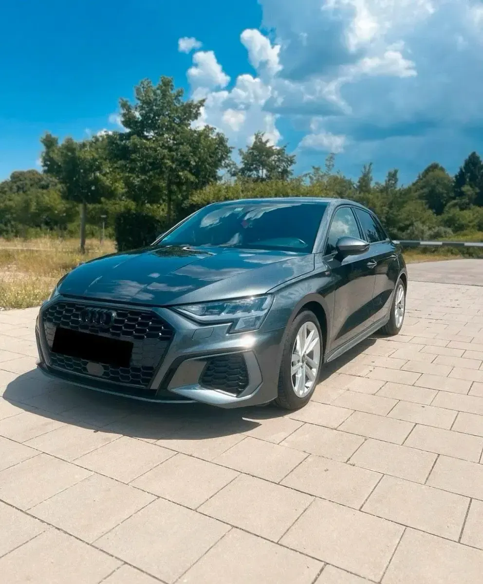Gebraucht Audi A3 S-Line 150 PS (110 kW) 2020 Grau Limousine