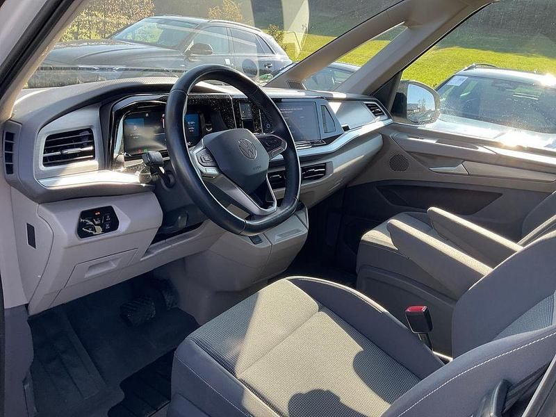 Gebraucht VW Multivan Life 204 PS (150 kW) 2024 Weiß Van