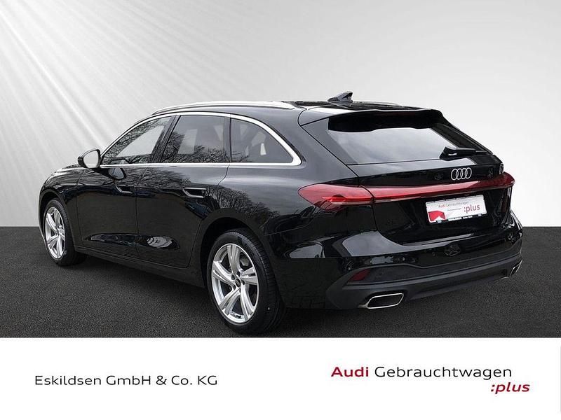 Gebraucht Audi A5 Sport 150 PS (110 kW) 2025 Mythosschwarz metallic Coupé