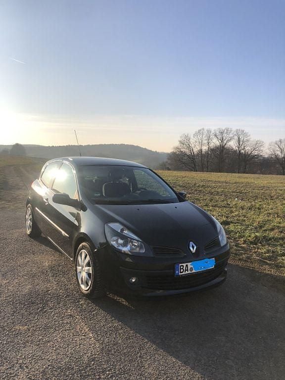 Gebraucht Renault Clio III 86 PS (63 kW) 2008 Schwarz Limousine