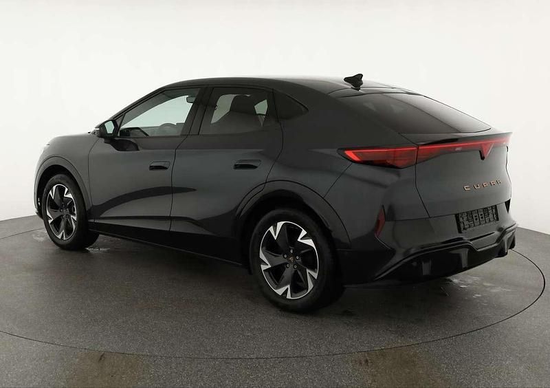 Neu Cupra Tavascan Endurance 210 kW (286 PS) 2025 Urano grau SUV