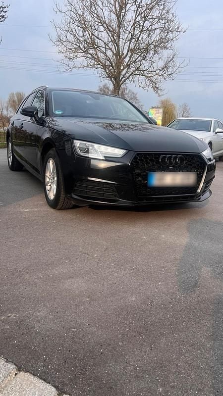 Gebraucht Audi A4 190 PS (139 kW) 2015 Schwarz Kombi