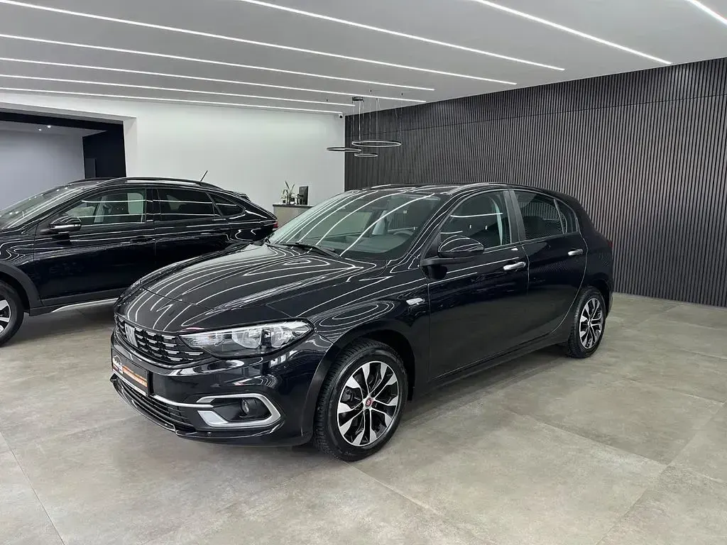 Gebraucht Fiat Tipo City Life 101 PS (74 kW) 2023 Schwarz Limousine