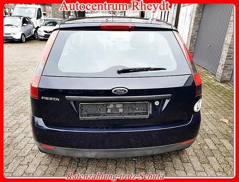 Usata Ford Fiesta 69 CV (50 kW) 2003 Argento Utilitaria