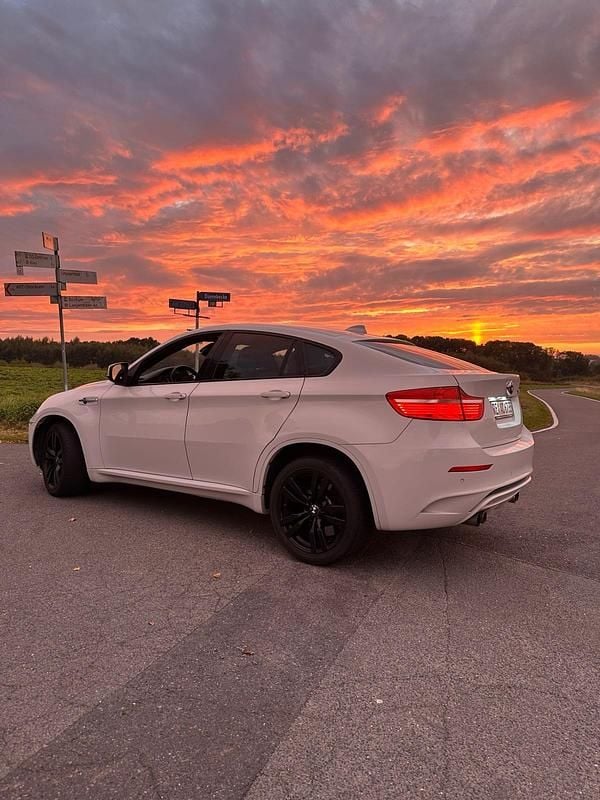 Gebraucht BMW X6 M 555 PS (408 kW) 2011 Weiß SUV