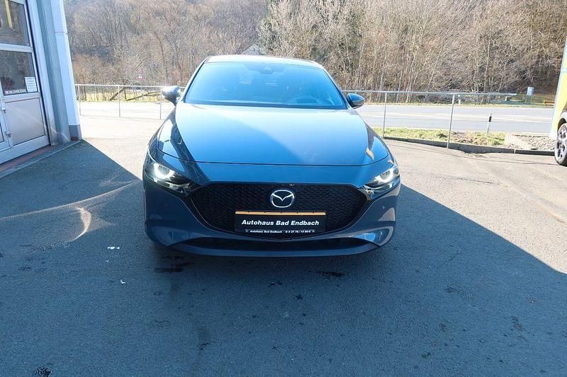 Gebraucht Mazda 3 Selection 122 PS (89 kW) 2022 Grau Limousine