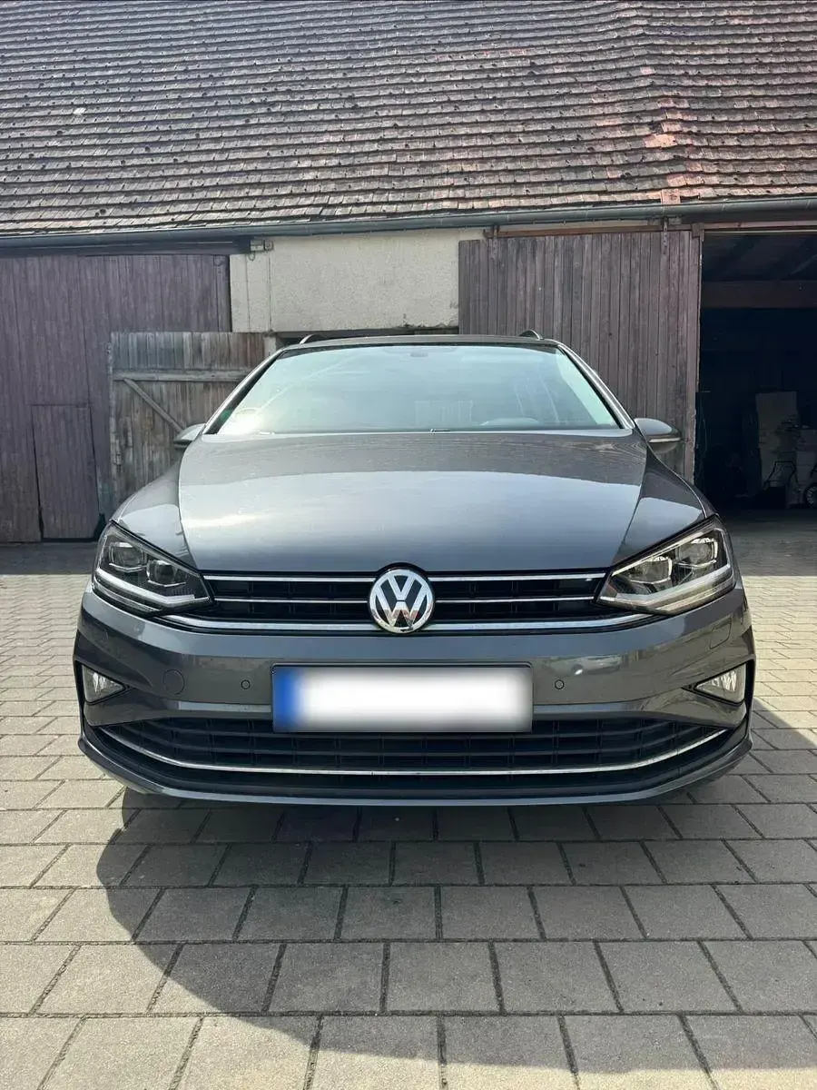 Usata VW Golf 150 CV (110 kW) 2020 Grigio Monovolume