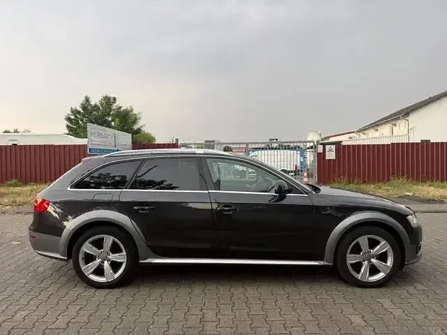 Gebraucht Audi A4 Allroad Sport 177 PS (130 kW) 2013 Grau Kombi