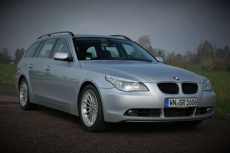 Gebraucht BMW 525 177 PS (130 kW) 2005 Silber Kombi