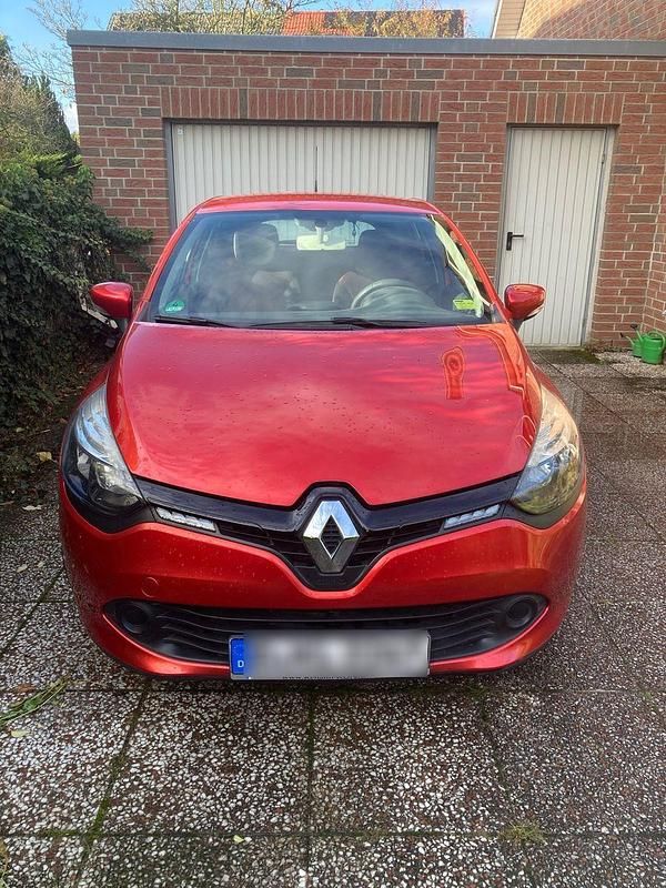 Rot Gebraucht 2014 Renault Clio IV Experience Kleinwagen | 6.199 € (Guter Preis) - Bild 1/4