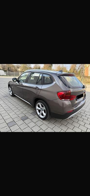 Gebraucht BMW X1 184 PS (135 kW) 2012 Braun SUV