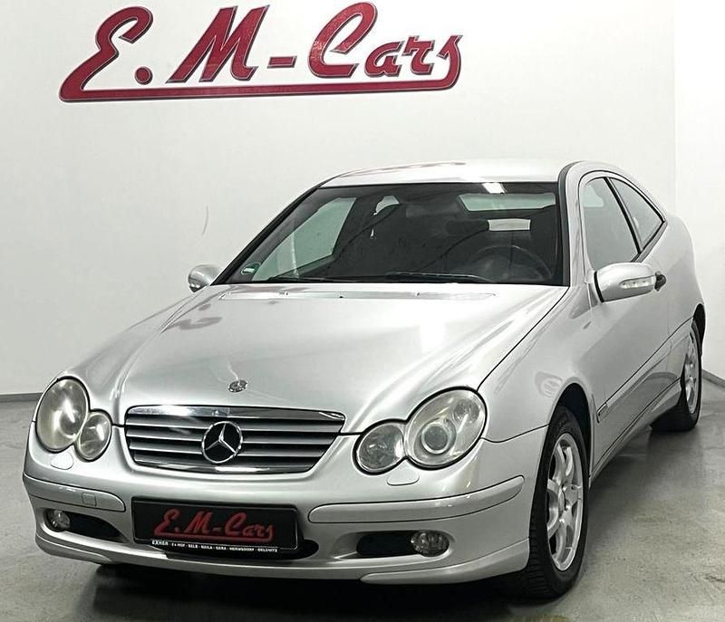 Second-hand Mercedes C180 143 CP (105 kW) 2003 Argintiu Coupe