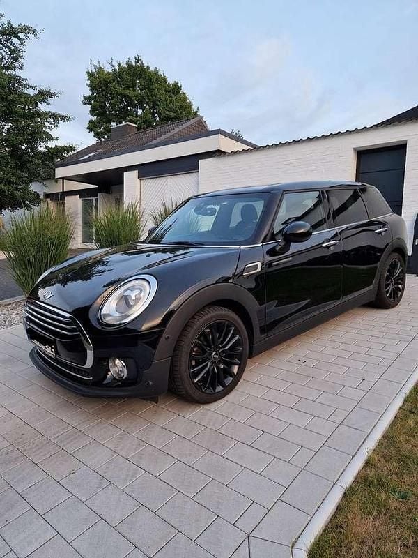 Schwarz Gebraucht 2016 Mini Cooper D Clubman Kombi | 16.000 € (Guter Preis) - Bild 1/4